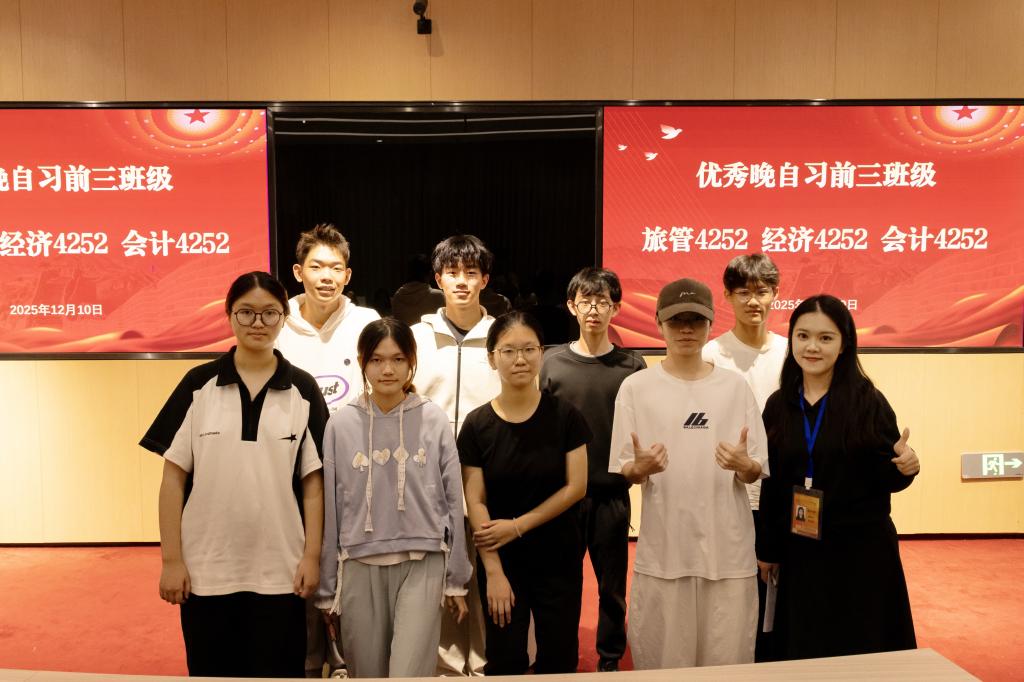 E101674FFA6CBE0CC4F54933AAD_BC7D0098_15C00