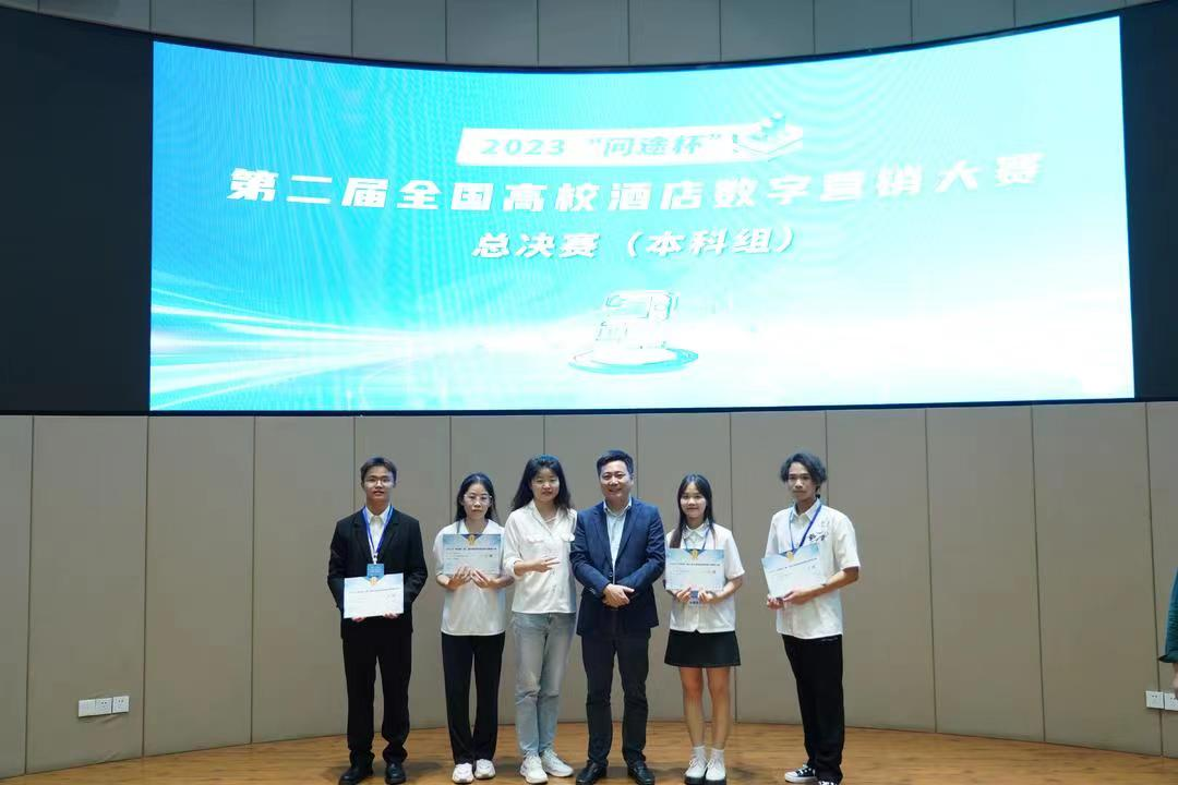 7AA358C2E17D752948DD7BECBAE_E8997FBE_8B0F5