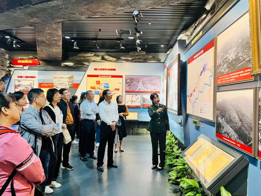 1F6580FC6DA1375329A32553208_9D0943FD_29828