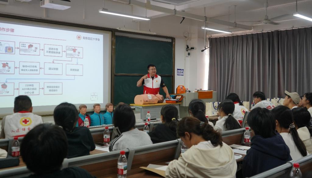 F54C9509641C4D6F78D6DADCD33_685DCABE_11953