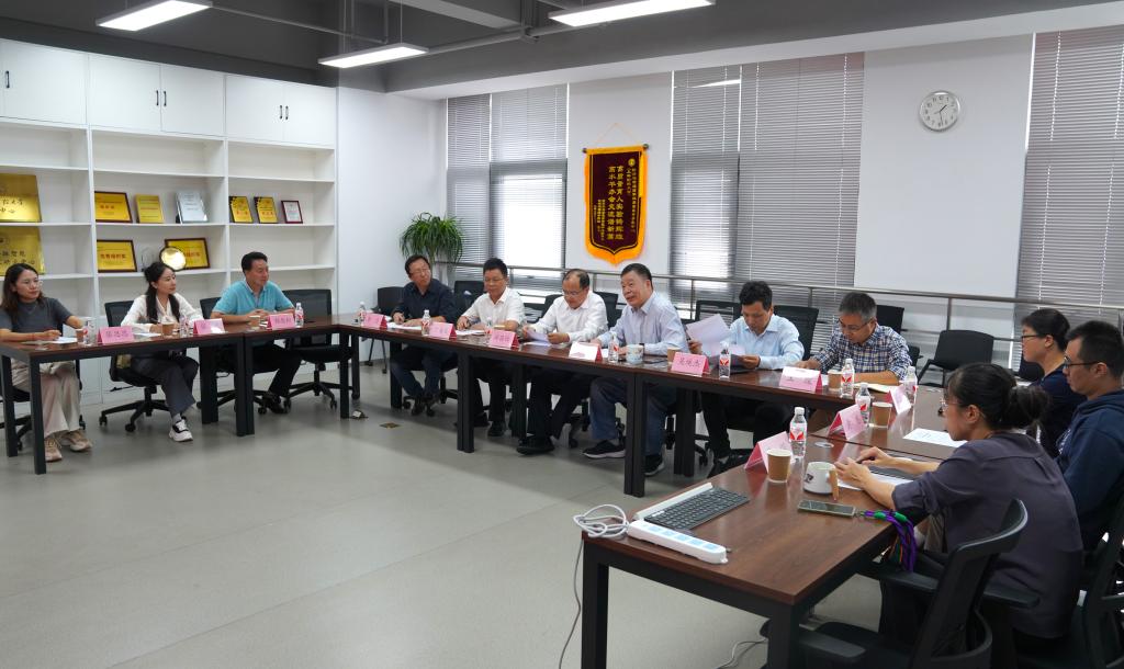 D517707FBB2866E171B1AC6AC65_764E85E7_153A7 D517707FBB2866E171B1AC6AC65_764E85E7_153A7