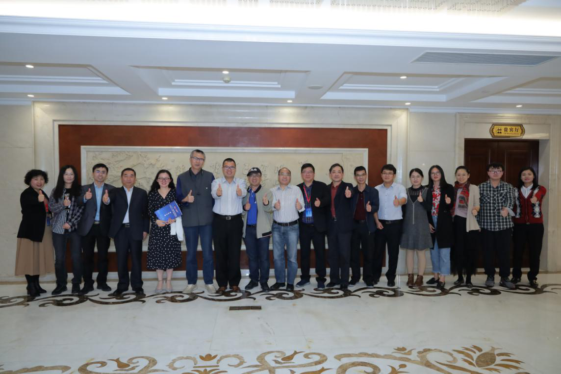 2CCE85968B14EDE3F4FDBC43C0F_619698C9_ABB30 2CCE85968B14EDE3F4FDBC43C0F_619698C9_ABB30